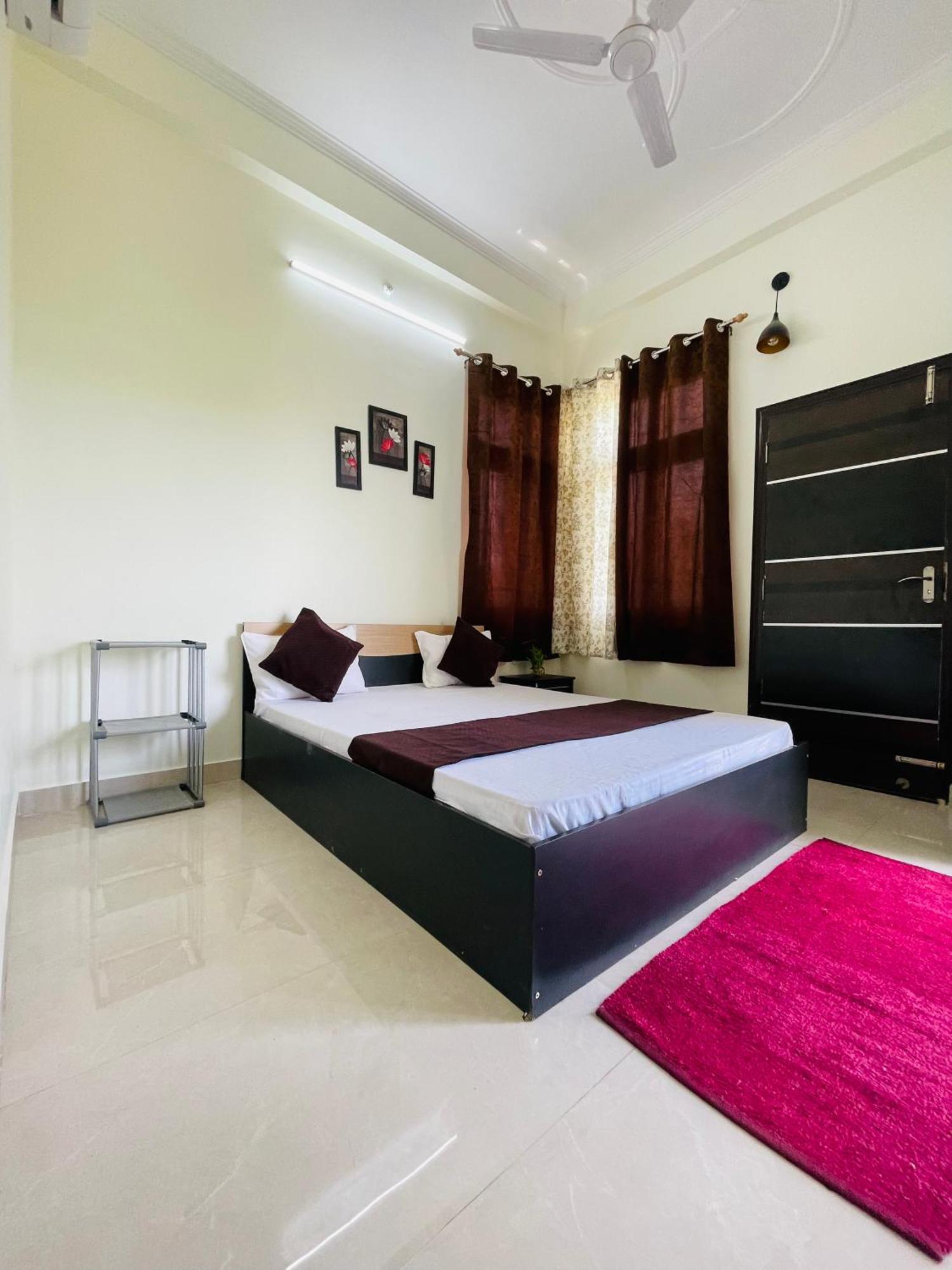 Atulyam Stays Sushant Golf City Lucknow Exteriör bild