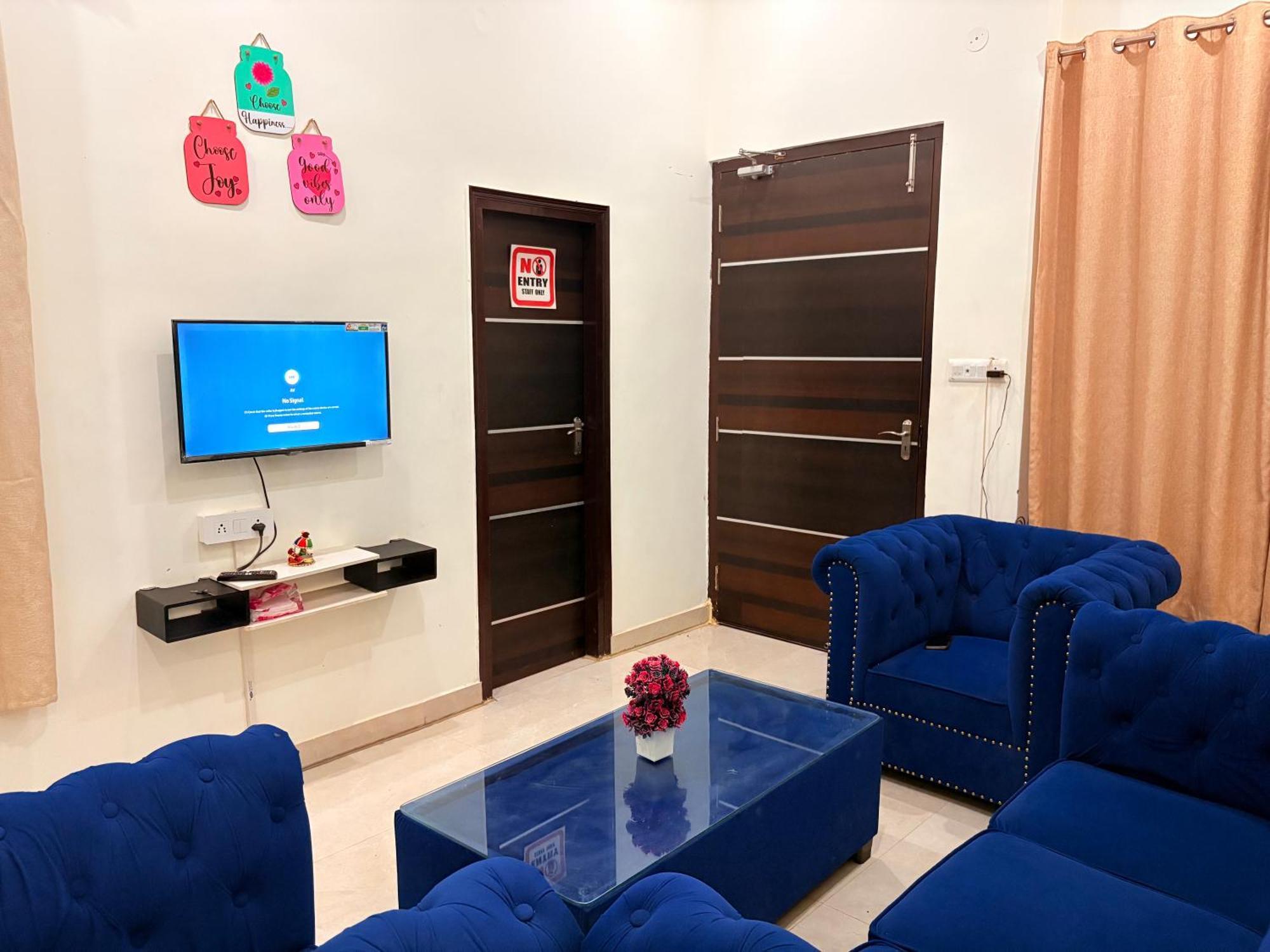 Atulyam Stays Sushant Golf City Lucknow Exteriör bild